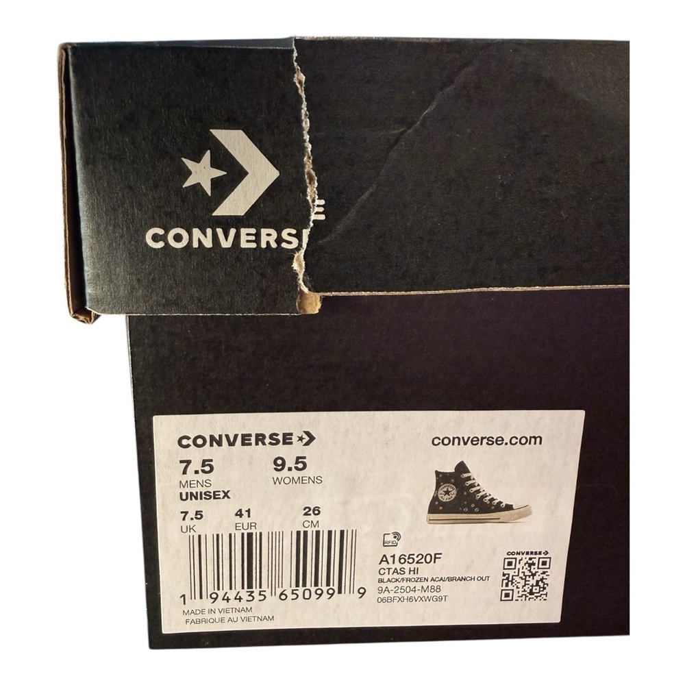 Converse Women's Chuck Taylor All Star Floral Embroidery High Top Shoe, Size 9.5 - Picture 11 of 11